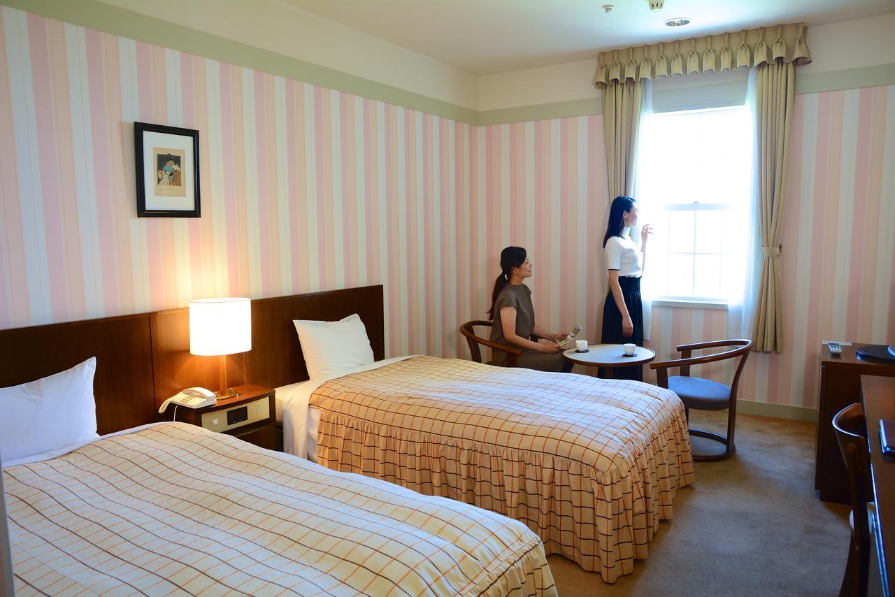 Yugashima Golf Club & Hotel Resort Izu  Exterior photo