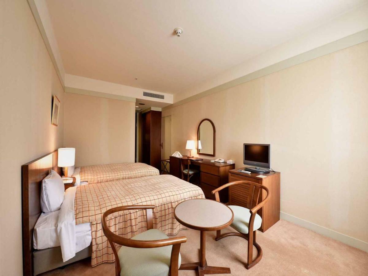 Yugashima Golf Club & Hotel Resort Izu  Room photo